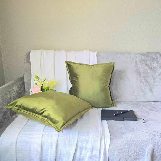 Velvet Throw Pillow Covers – Soft, Modern Home Decor